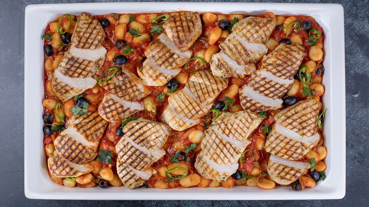 Grilovaná kuřecí prsíčka s omáčkou Marinara a gnocchi Grilovaná kuřecí prsíčka s omáčkou Marinara a gnocchi