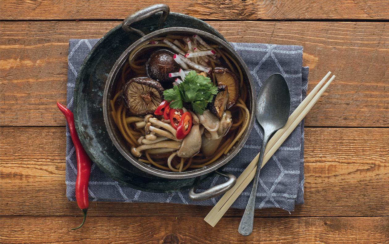 Veganská houbová Ramen polévka Veganská houbová Ramen polévka