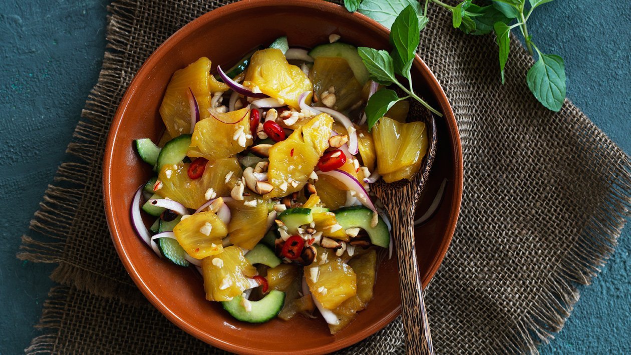 Karameliseret ananassalat Karameliseret ananassalat