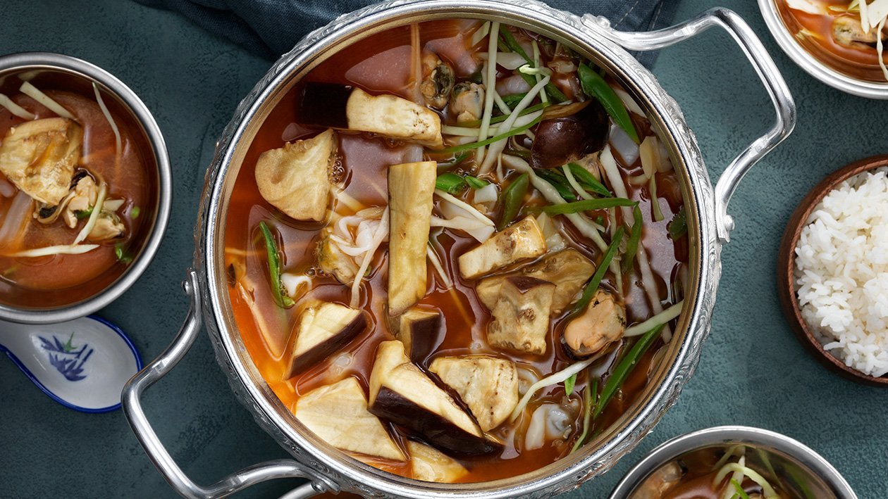 Rød thaicurry med skaldyr Rød thaicurry med skaldyr