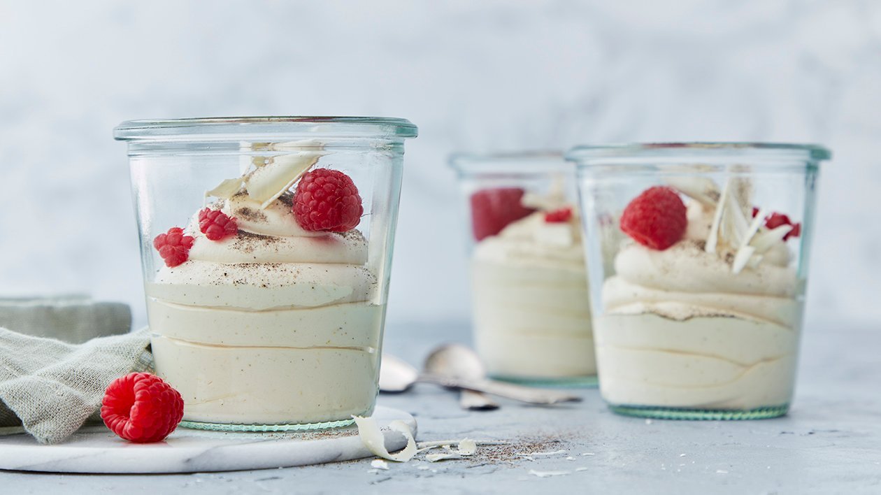 Salt karamelmousse med lakrids Salt karamelmousse med lakrids