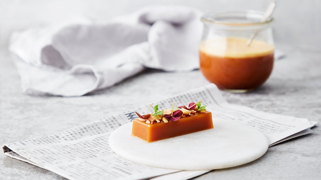 Toffee jellybar med salte peanuts Toffee jellybar med salte peanuts