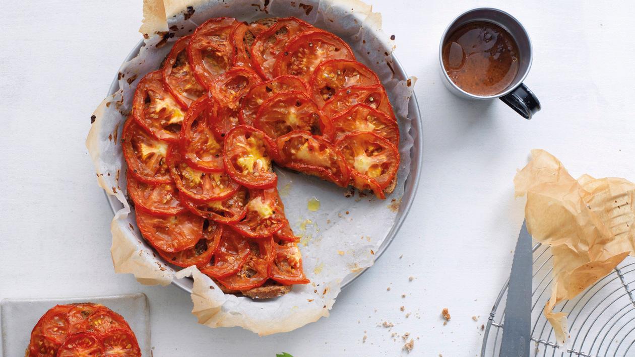 Tomaten-Pie mit Rucola