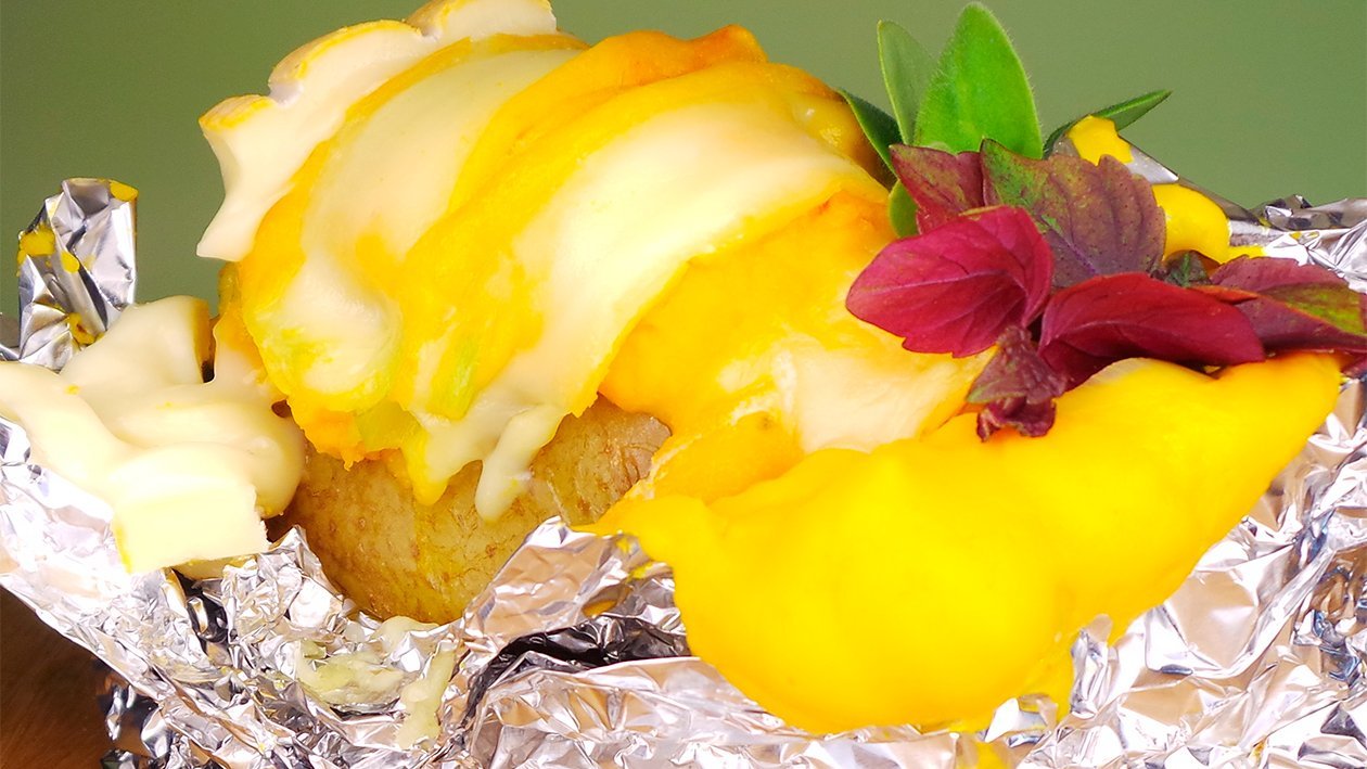 Backkartoffel mit Kürbis - Porree Füllung Backkartoffel mit Kürbis - Porree Füllung