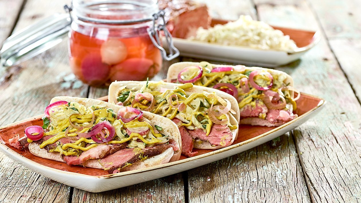Beef Dog mit Birnenkraut Beef Dog mit Birnenkraut