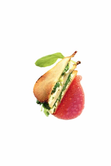 Birnen mit Spinat und französischem Blauschimmelkäse Birnen mit Spinat und französischem Blauschimmelkäse