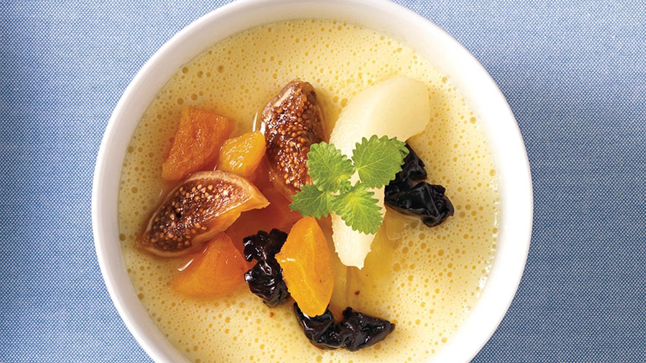 Birnencreme mit Dörrfruchtsalat Birnencreme mit Dörrfruchtsalat