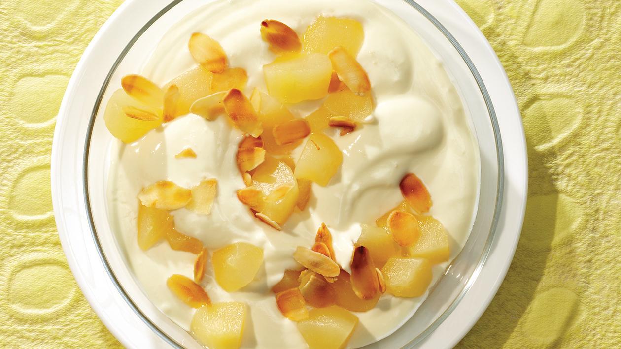 Birnenquark mit gerösteten Mandeln Birnenquark mit gerösteten Mandeln