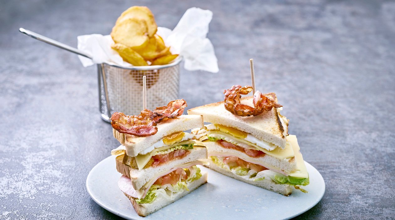 Club Sandwich-Kartoffel Chips-Dip Club Sandwich-Kartoffel Chips-Dip