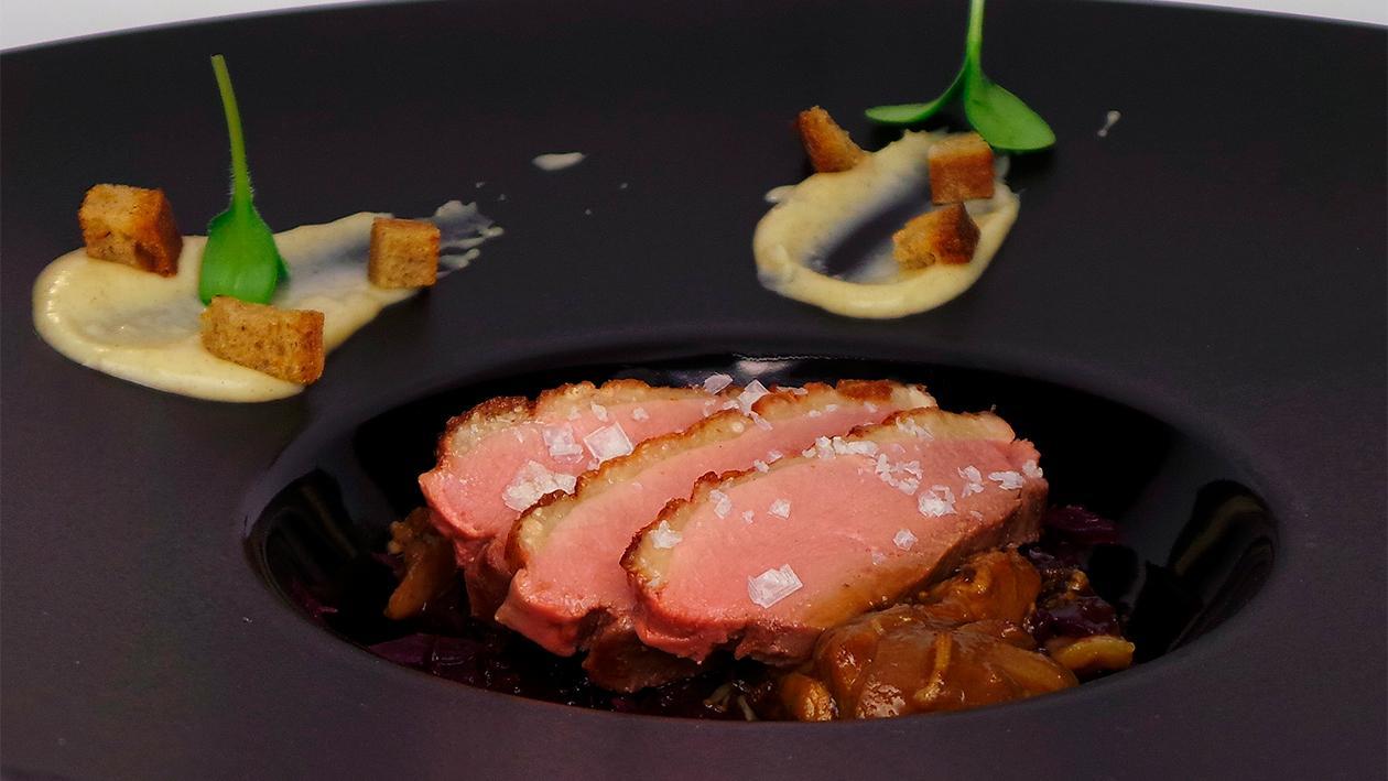 Ente, Rotkohl, Graubrot Ente, Rotkohl, Graubrot