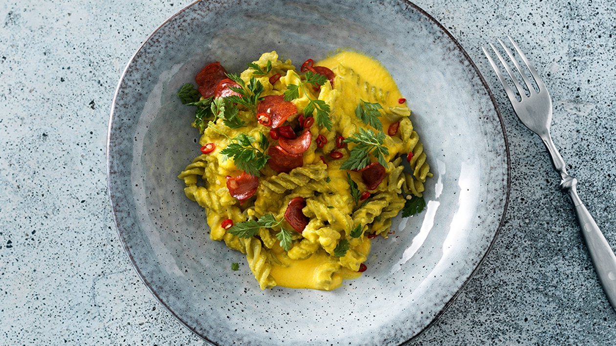 Erbsen-Fusilli und Gelbe Tomaten-Safran-Sauce Erbsen-Fusilli und Gelbe Tomaten-Safran-Sauce