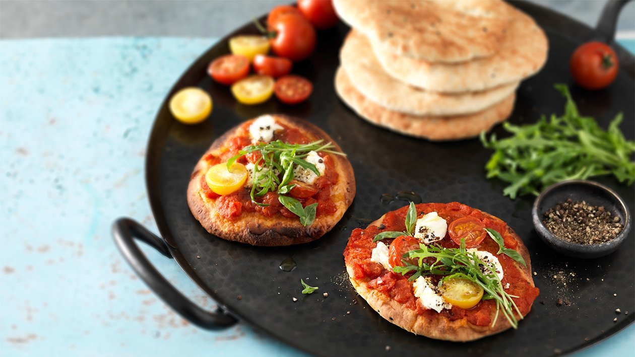Flat bread Pizza vom Grill Flat bread Pizza vom Grill