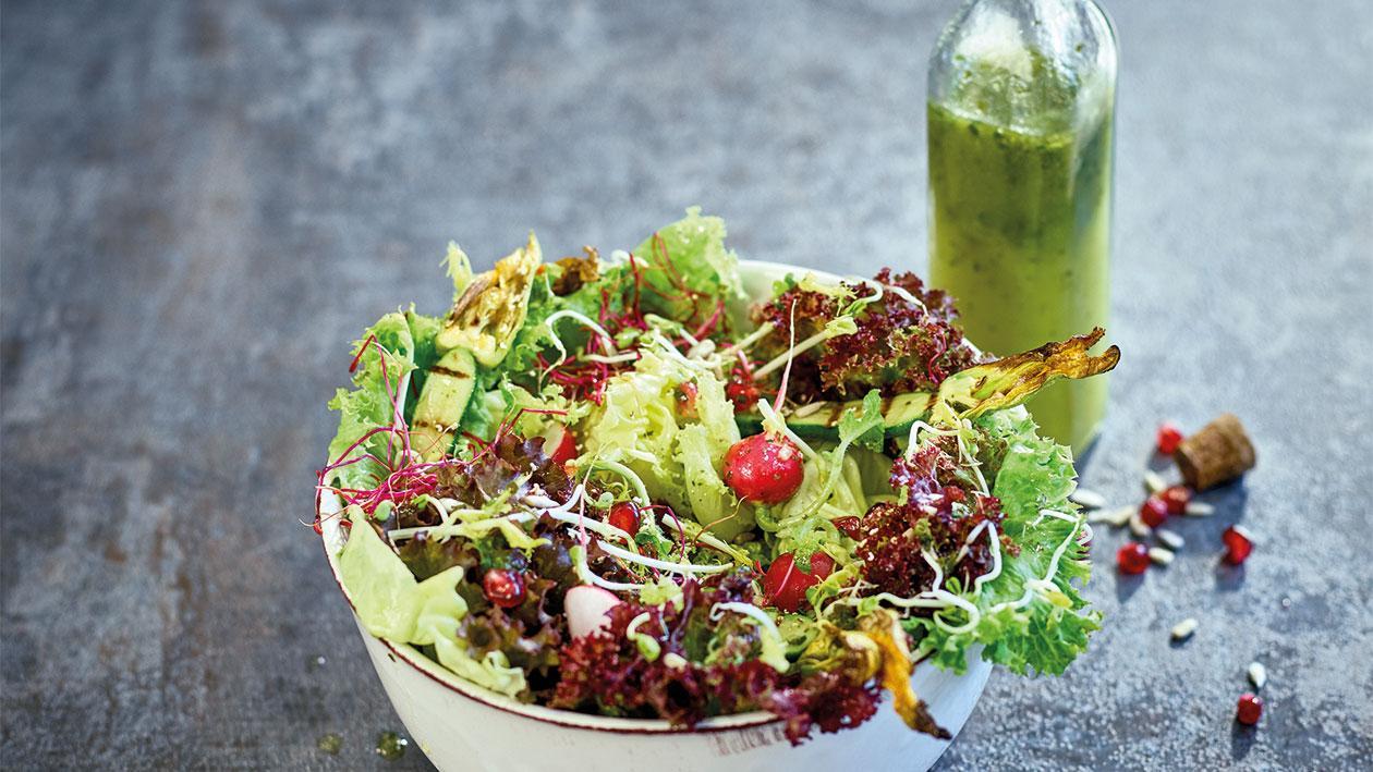 Frischer Blattsalat mit Erlebnis Frischer Blattsalat mit Erlebnis