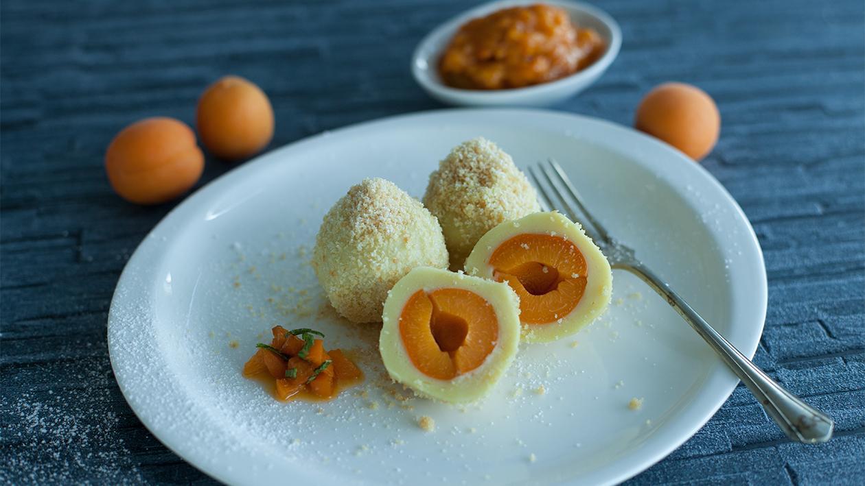 Fruchtknödel mit Kartoffel-Quarkteig Fruchtknödel mit Kartoffel-Quarkteig