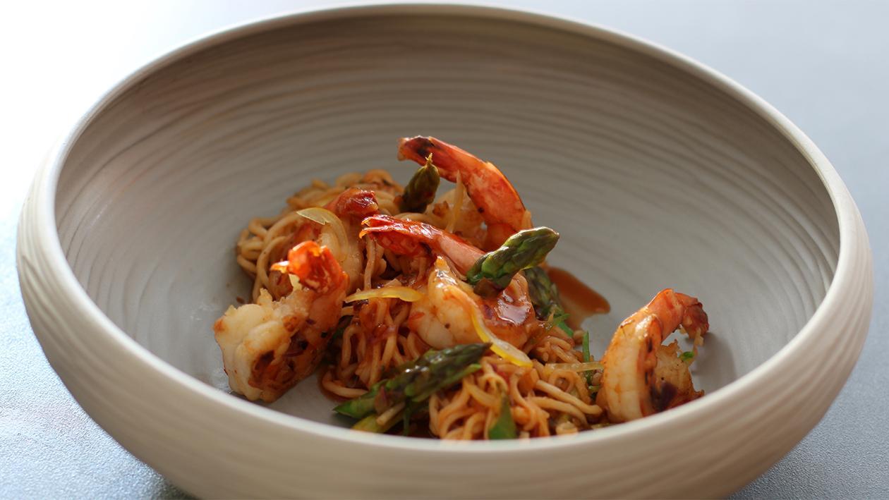 Garnelen - Spargelpfanne mit Noodles Garnelen - Spargelpfanne mit Noodles