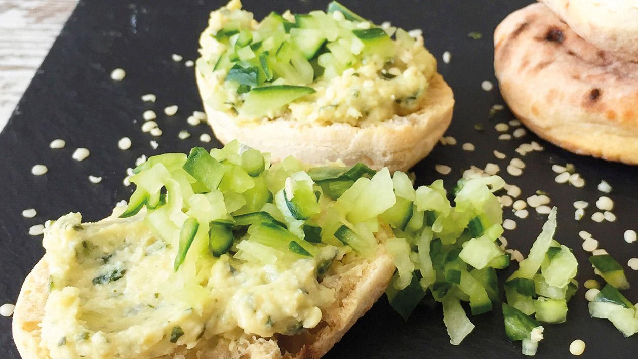 Gurken-Kräuteraufstrich vegan Gurken-Kräuteraufstrich vegan