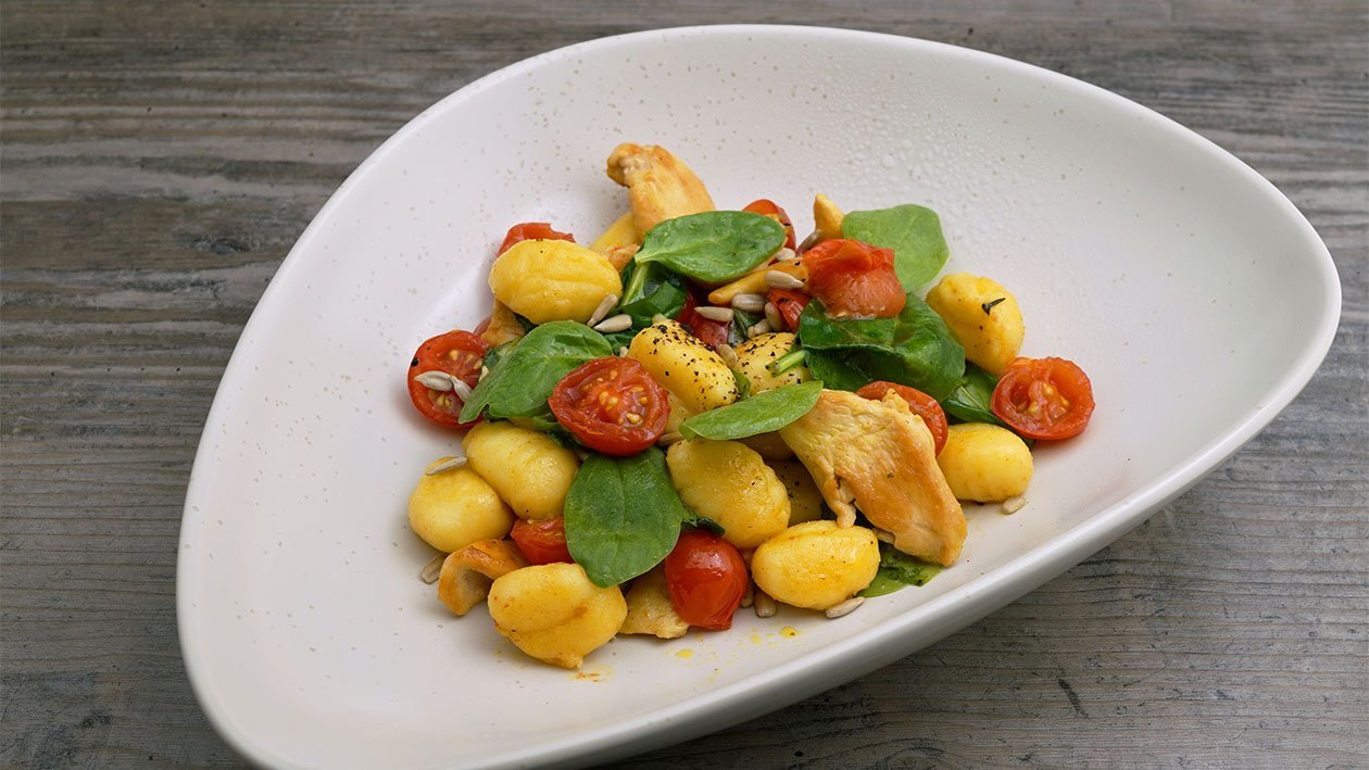 Hähnchen Gnocchi Pfanne mit Zitrus Curry Hähnchen Gnocchi Pfanne mit Zitrus Curry