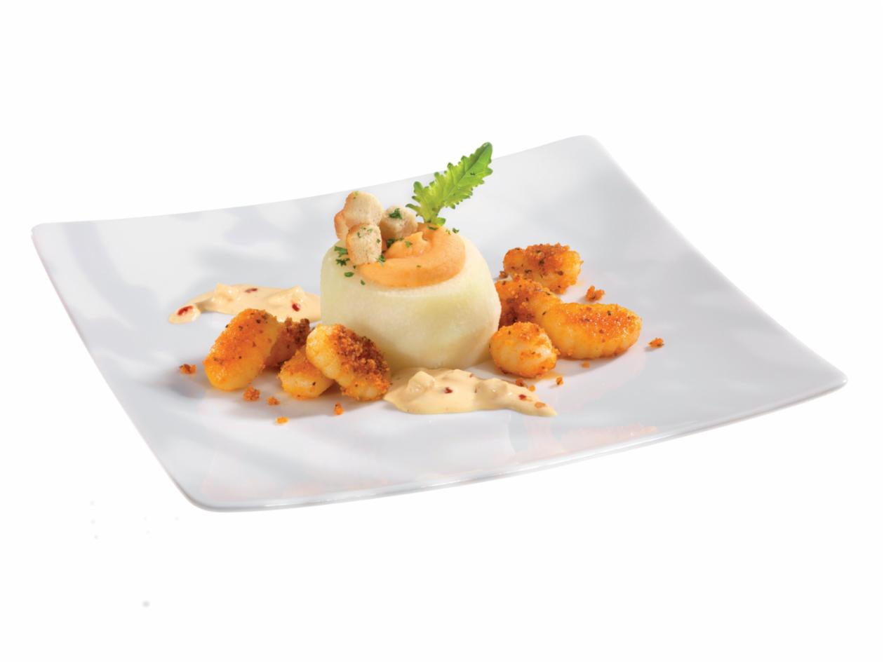 Kohlrabi gefüllt mit zweierlei Kartoffeln, auf fruchtiger Sambal-Manis-Hollandaise mit Gnocchi a la Pesto rosso Kohlrabi gefüllt mit zweierlei Kartoffeln, auf fruchtiger Sambal-Manis-Hollandaise mit Gnocchi a la Pesto rosso