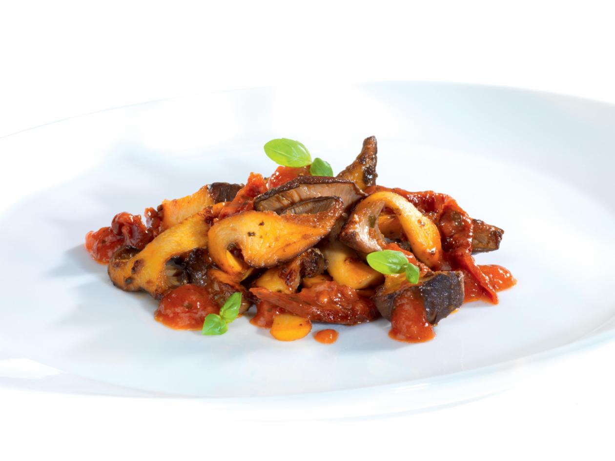 Kräutersaitlinge alla Italianna mit eingelegten Tomaten Kräutersaitlinge alla Italianna mit eingelegten Tomaten