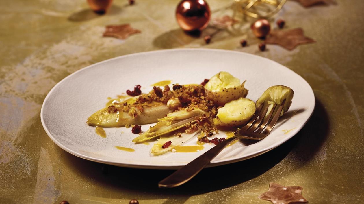 Kraut, Tonic, Quitten, Walnüsse, Schnittlauch, Kartoffeln Kraut, Tonic, Quitten, Walnüsse, Schnittlauch, Kartoffeln