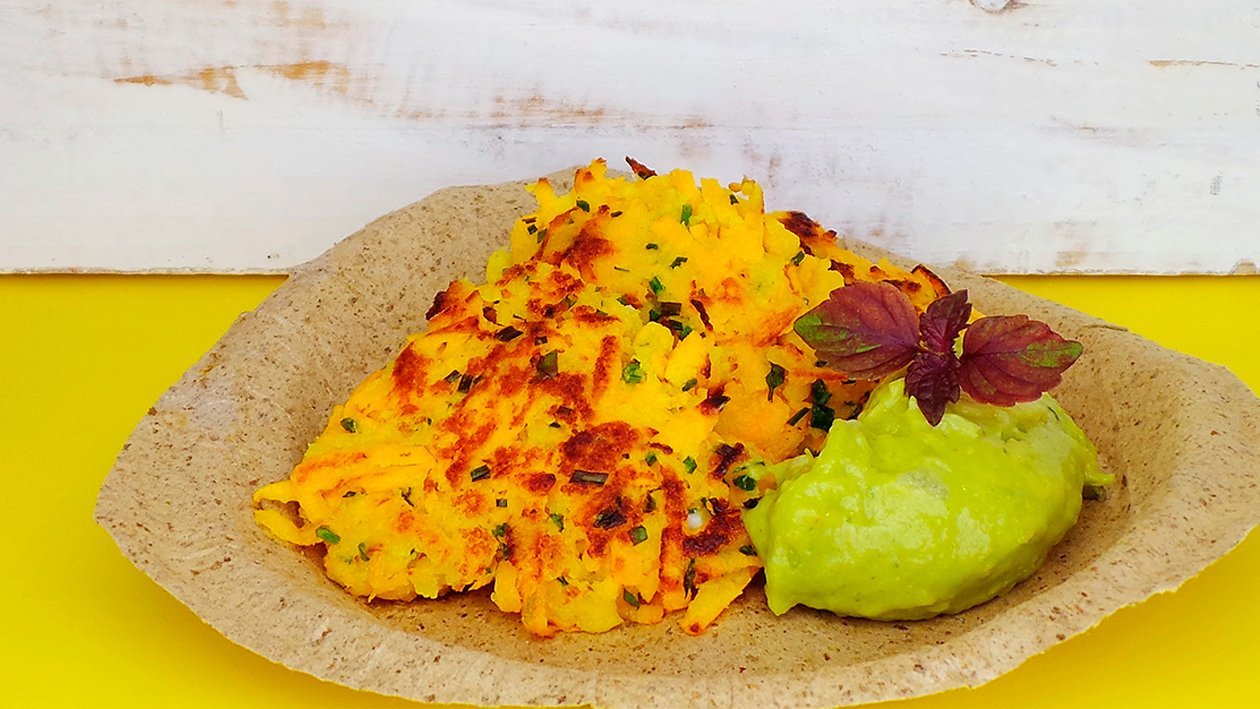 Kumara Hashbrowns mit Avocadosalsa Kumara Hashbrowns mit Avocadosalsa