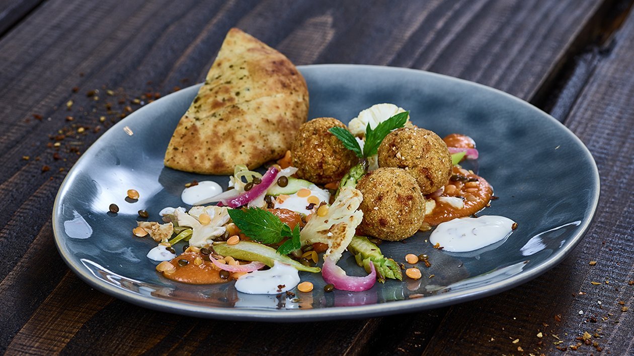 Linsendal mit Falafel Linsendal mit Falafel