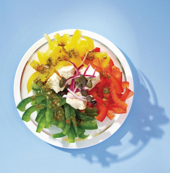 Paprikasalat mit Kürbiskernen Paprikasalat mit Kürbiskernen