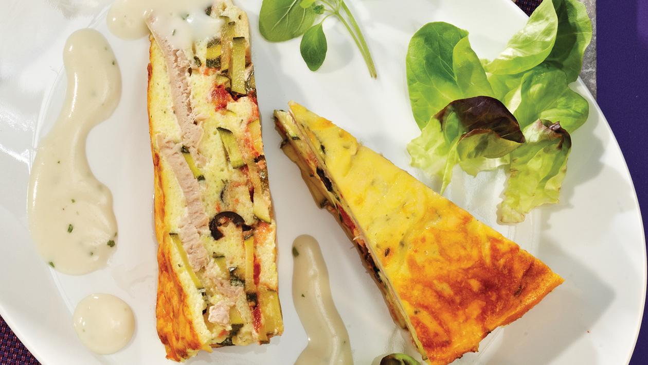 Provenzalischer Zucchini-Thunfisch-Auflauf mit Käsecreme Provenzalischer Zucchini-Thunfisch-Auflauf mit Käsecreme