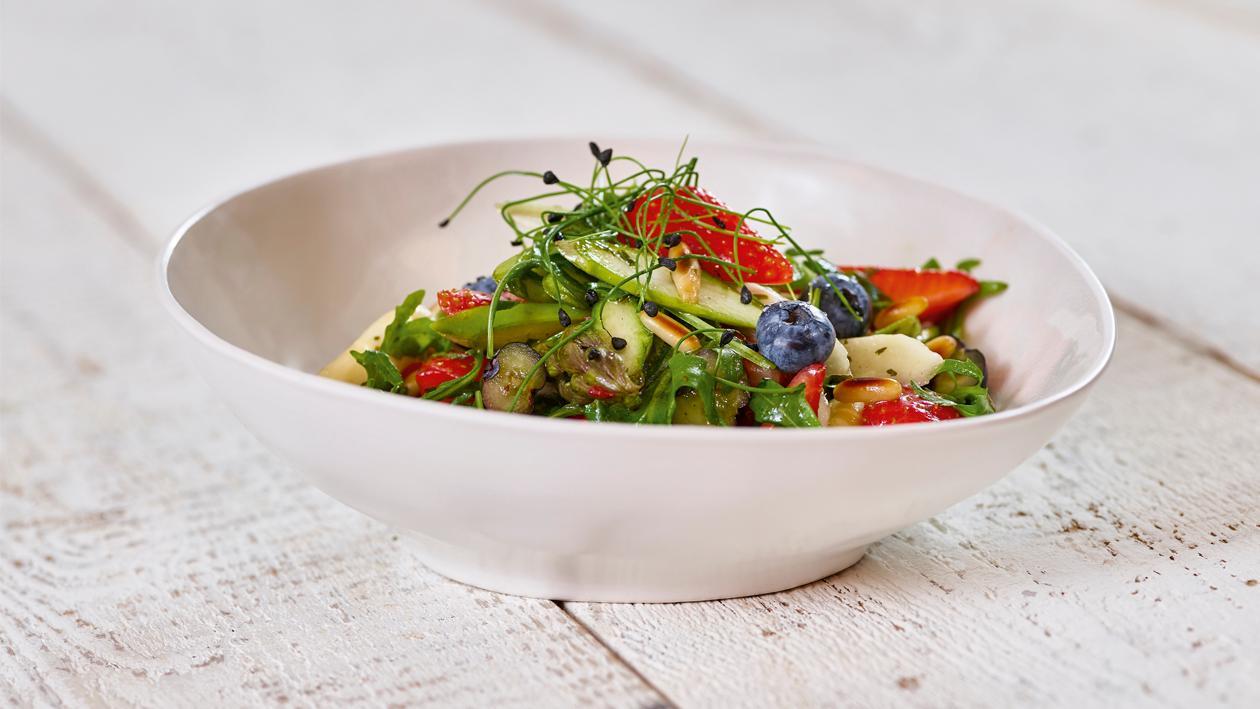 Spargel-Erdbeer-Salat Spargel-Erdbeer-Salat