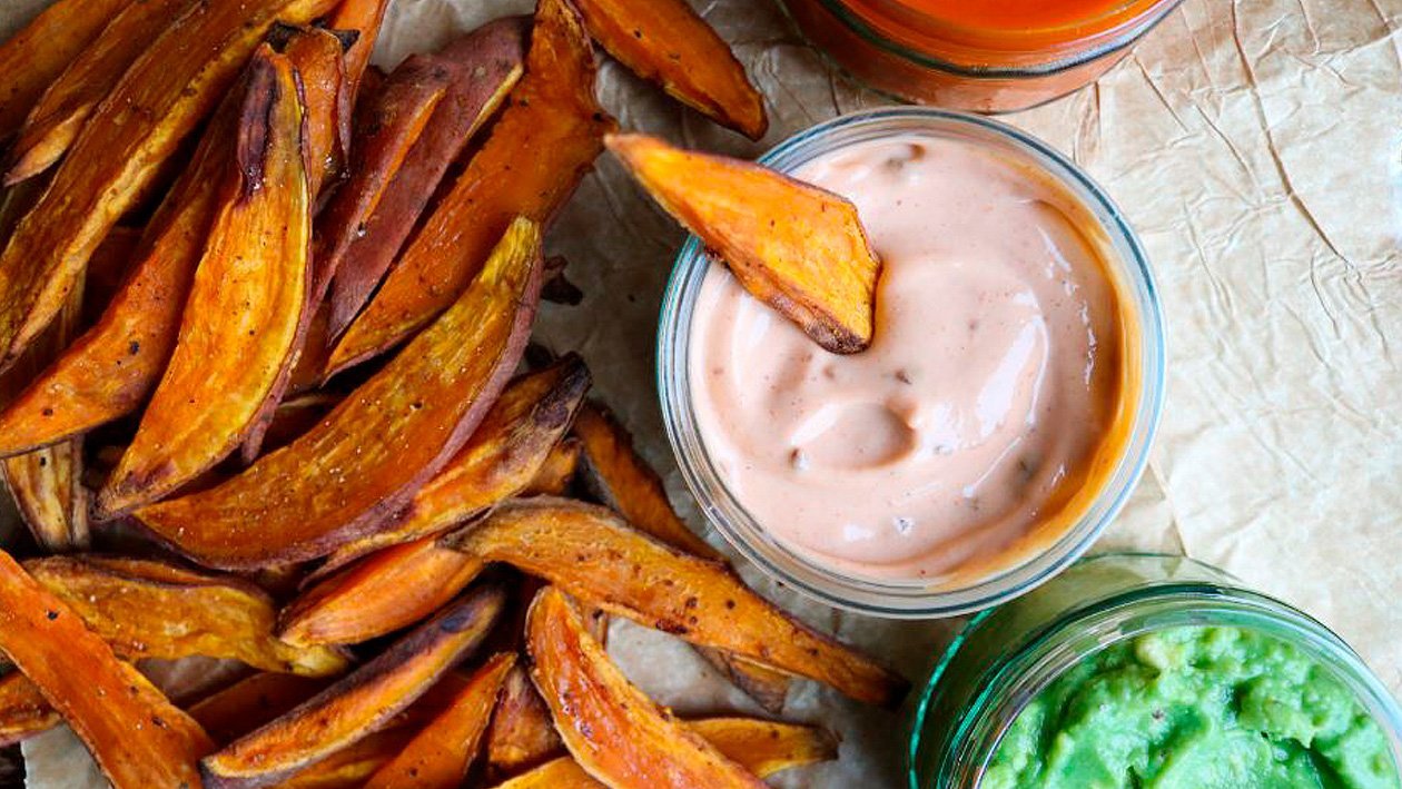 Sweet Potato Fries mit Veganen Dips Sweet Potato Fries mit Veganen Dips