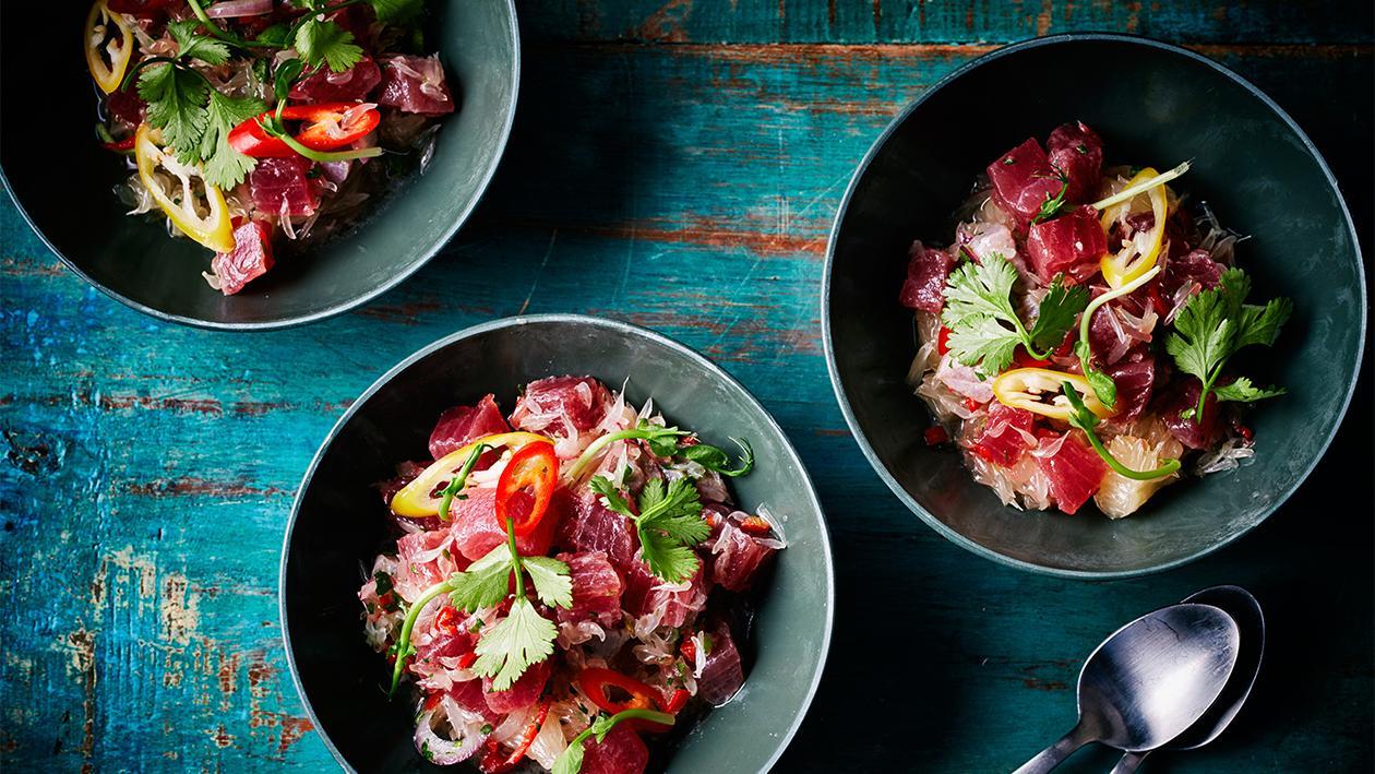 Thunfisch Ceviche mit Pomelo-Salat Thunfisch Ceviche mit Pomelo-Salat