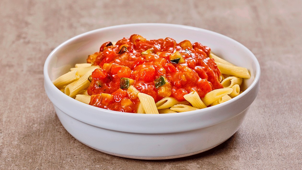 Tomaten-Gemüse Ragout mit Penne Tomaten-Gemüse Ragout mit Penne