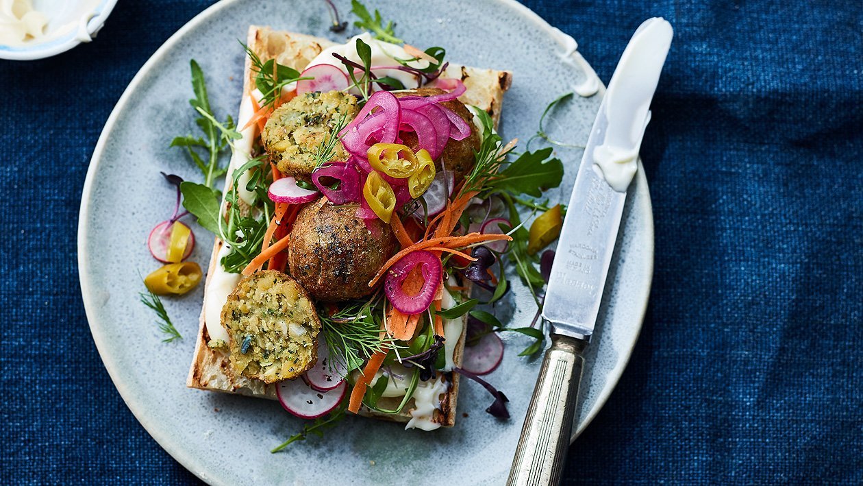 Vegan Falafel Sandwich Vegan Falafel Sandwich