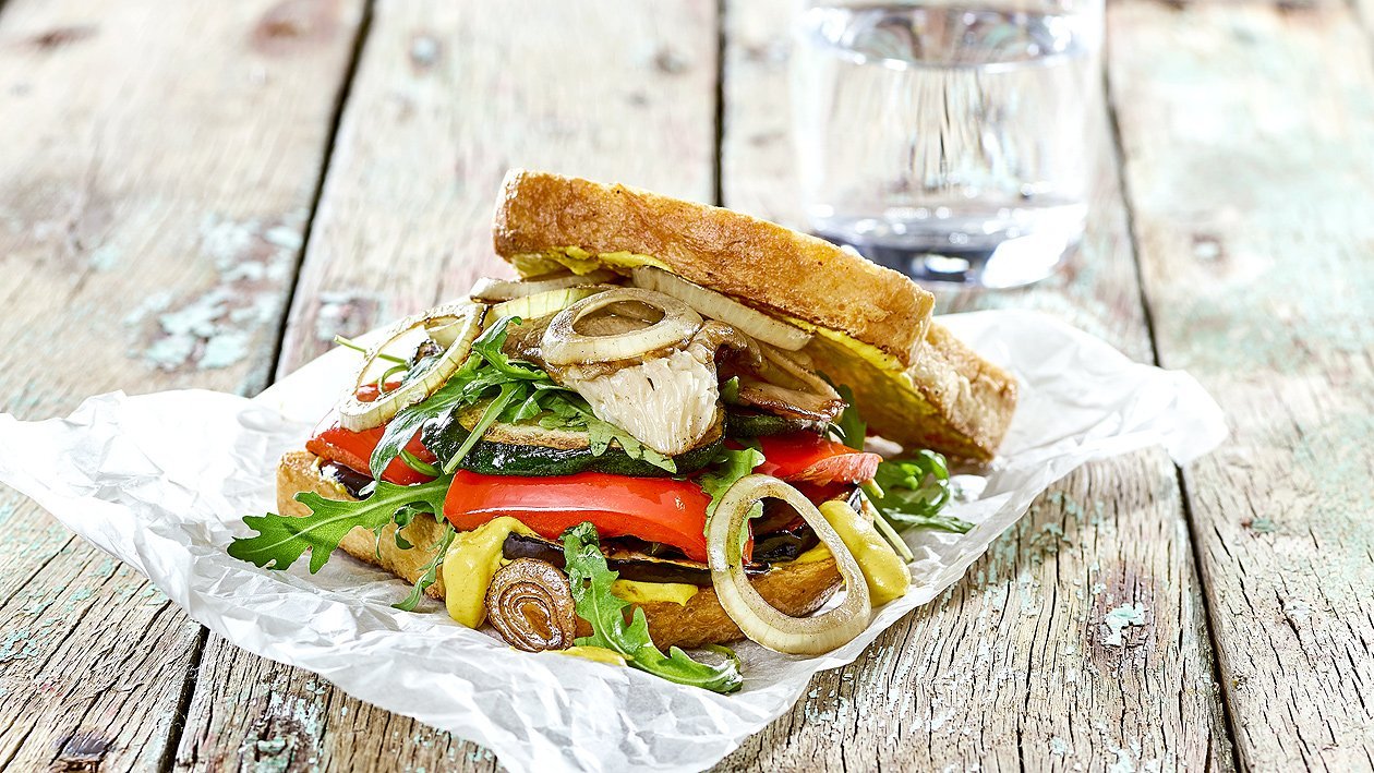 Vegetarian Sandwich Vegetarian Sandwich