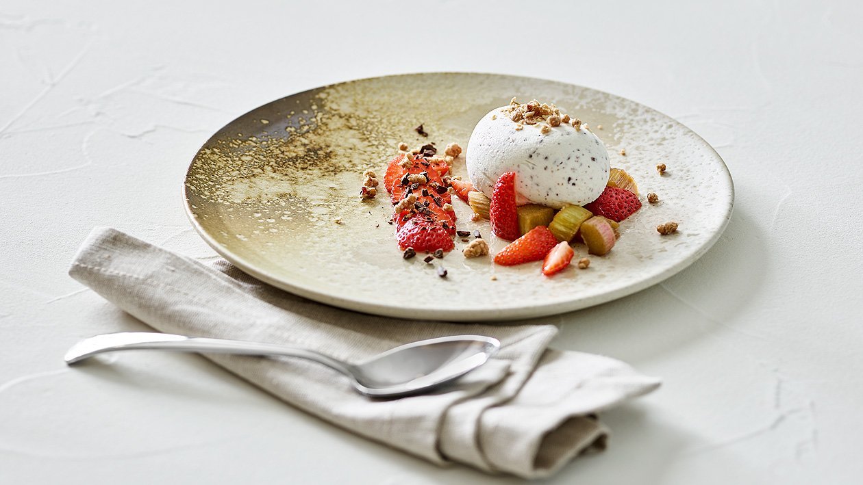 Waldmeister-Pumpernickel-Erdbeeren-Rhabarber Waldmeister-Pumpernickel-Erdbeeren-Rhabarber