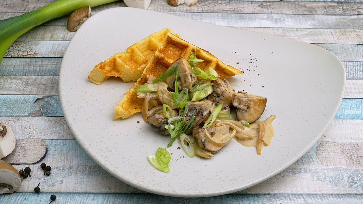 Waldpilz - Waffel mit Champignon a la Creme Waldpilz - Waffel mit Champignon a la Creme