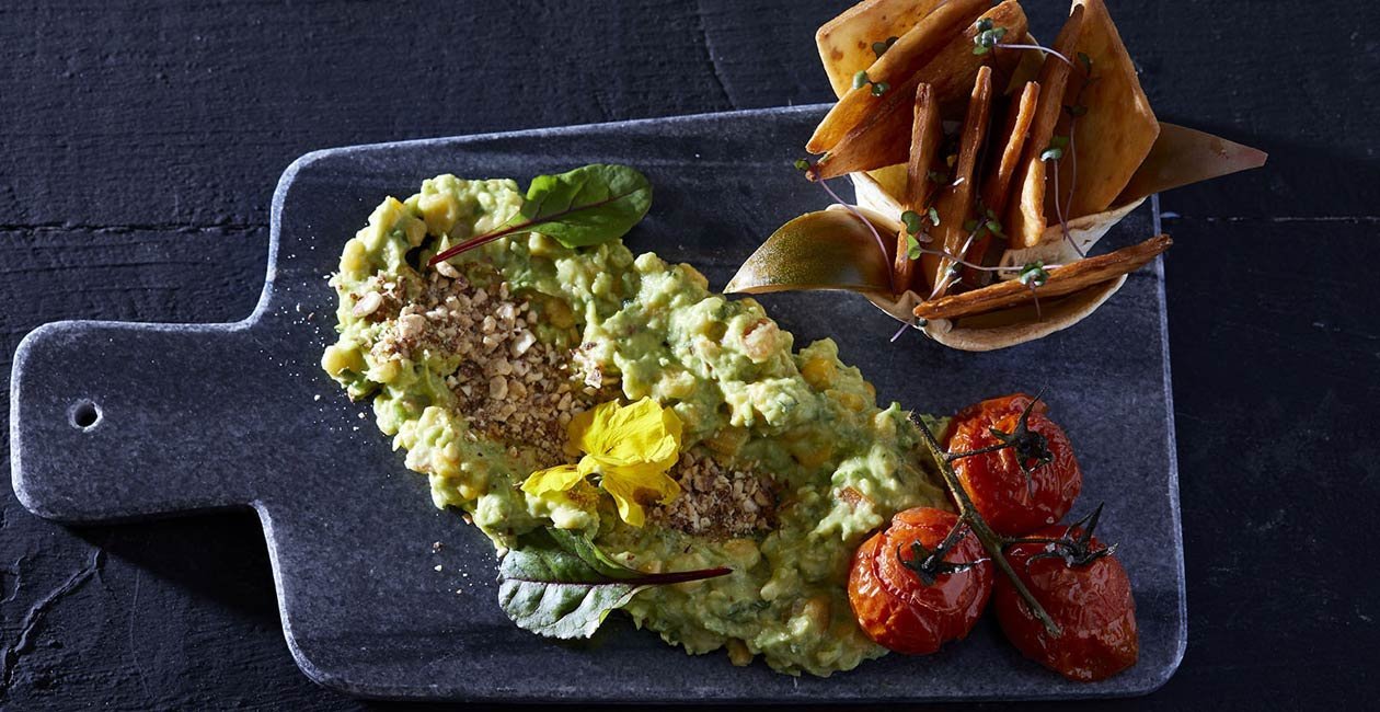 Spicy Guacamole με καλαμπόκι Spicy Guacamole με καλαμπόκι