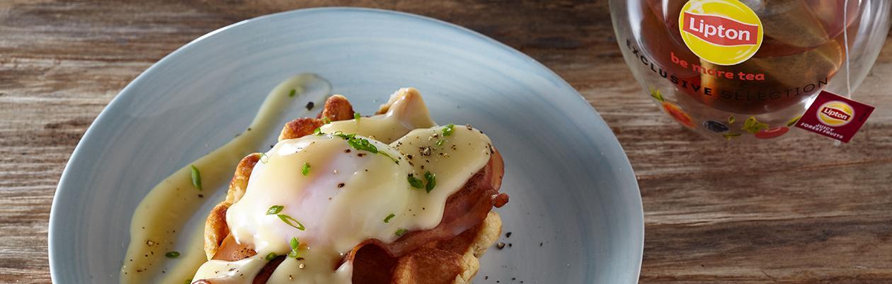 Αυγά Benedict σε Waffles Αυγά Benedict σε Waffles