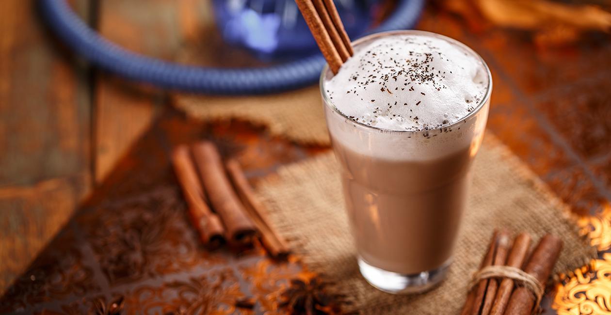 Τσάι Latte με Μπαχαρικά Τσάι Latte με Μπαχαρικά