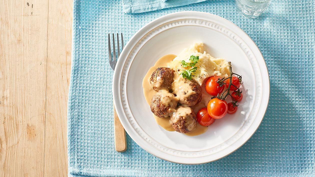 Beef Meatballs, Creamy Onion Sauce – Recipe Beef Meatballs, Creamy Onion Sauce – Recipe