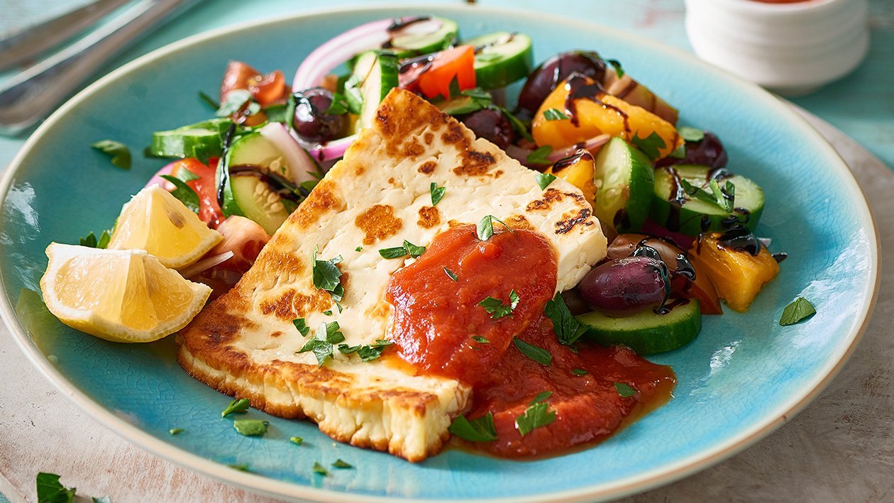 Grilled Halloumi "Schnitty" Salad Recipe Recipe Unilever Food Solutions