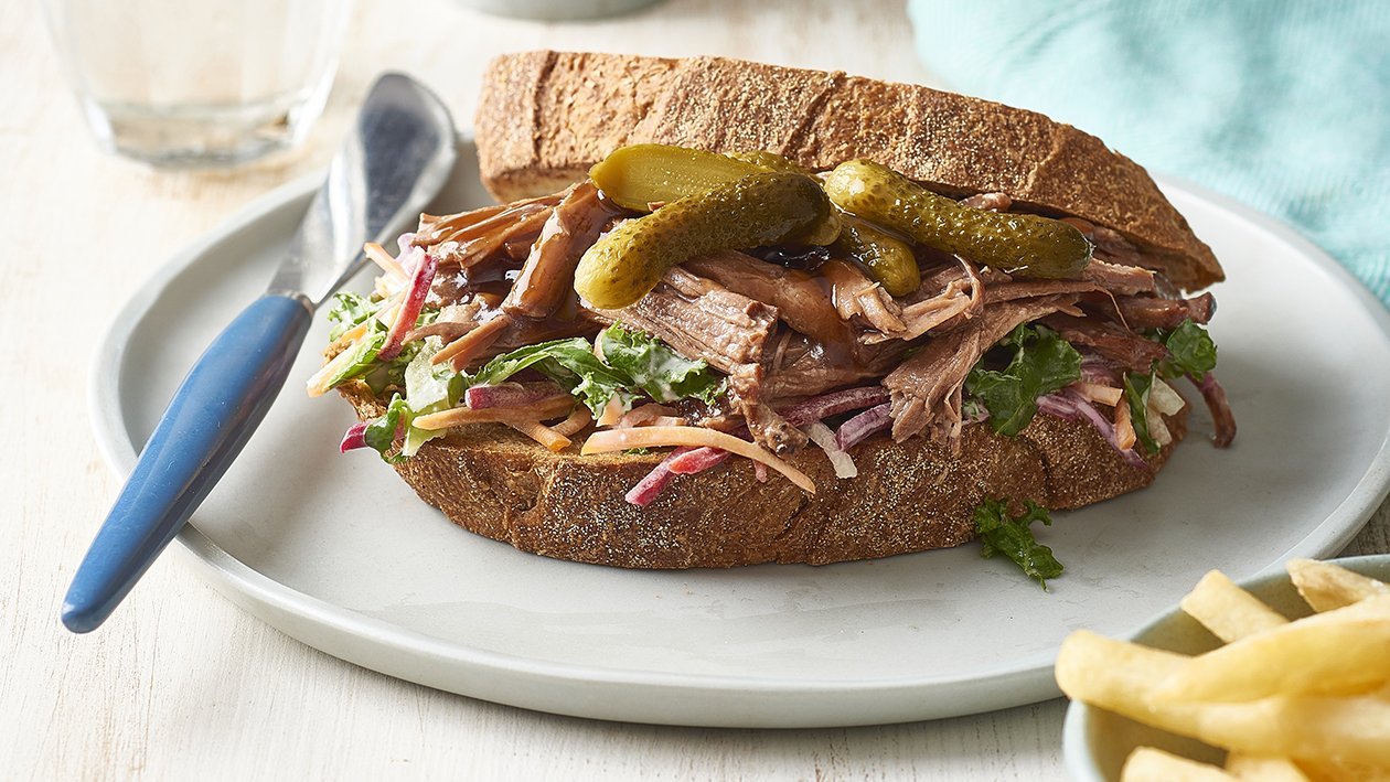 Pulled Beef Brisket Sandwich – Recipe Pulled Beef Brisket Sandwich – Recipe