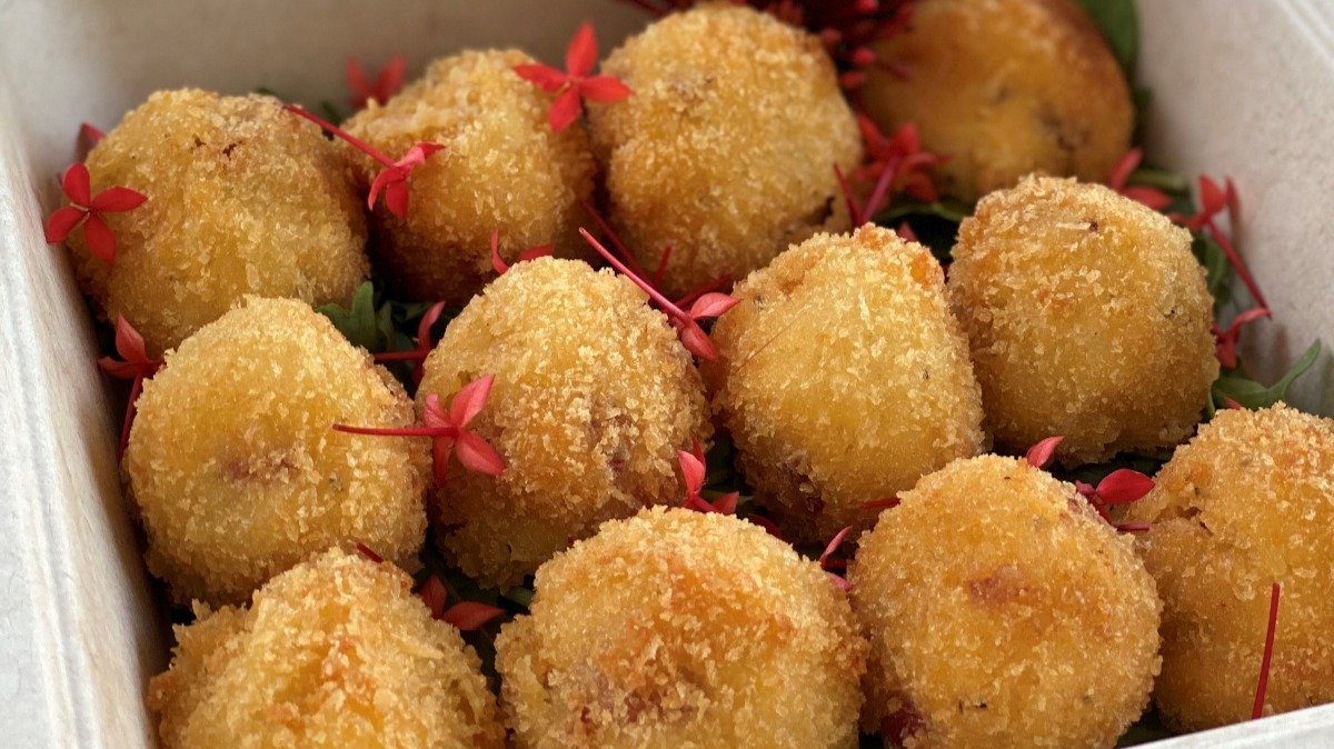 Virginia Ham and Cheddar Croquettes with Grainy Mustard Aioli – recipe Virginia Ham and Cheddar Croquettes with Grainy Mustard Aioli – recipe