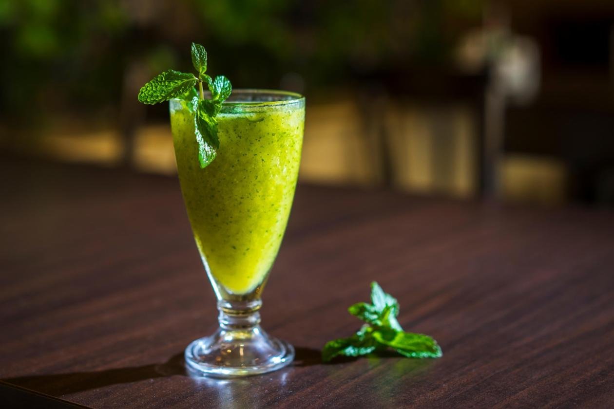 Mango Lime & Mint Mocktail Mango Lime & Mint Mocktail