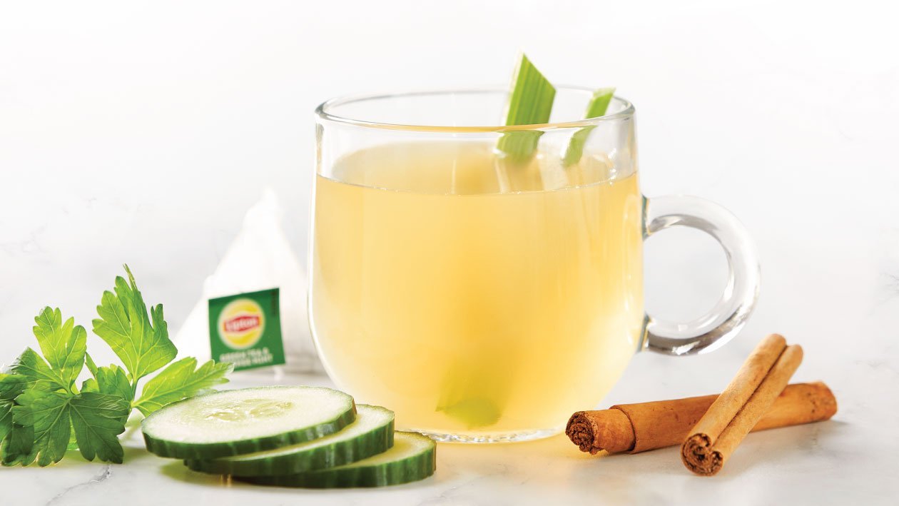 Minty Green Tea Infused with Celery and Cinnamon Minty Green Tea Infused with Celery and Cinnamon
