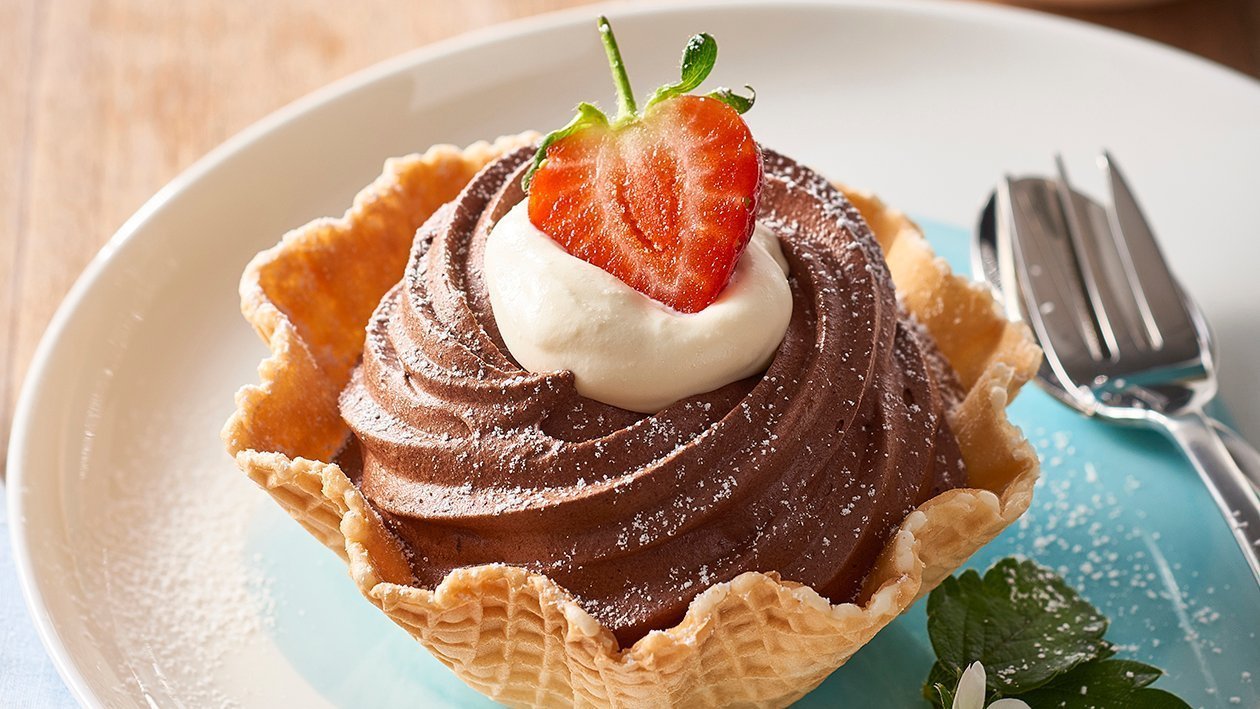 Waffle Chocolate Mousse Baskets Waffle Chocolate Mousse Baskets
