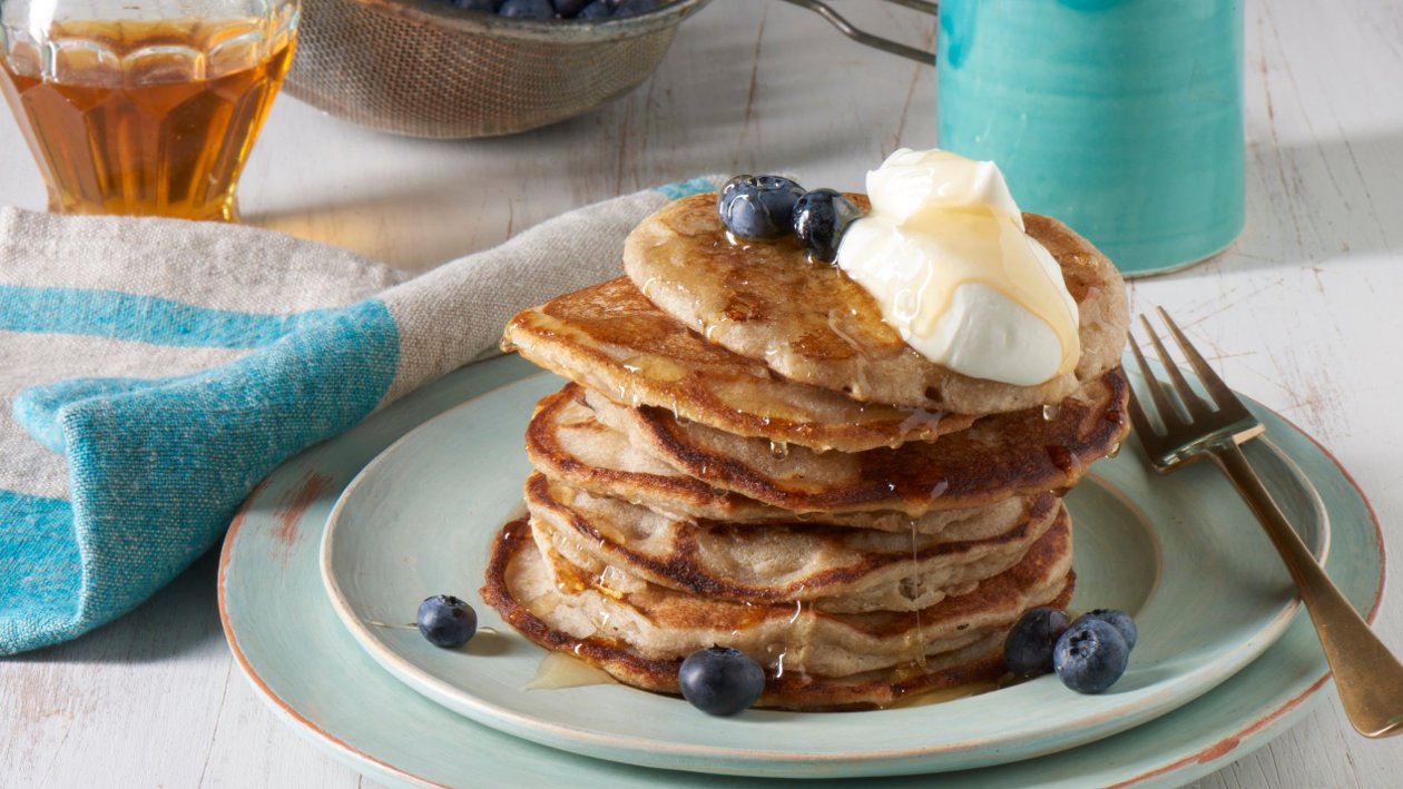 Banana Buckwheat Pancakes with soya yoghurt – recipe Banana Buckwheat Pancakes with soya yoghurt – recipe