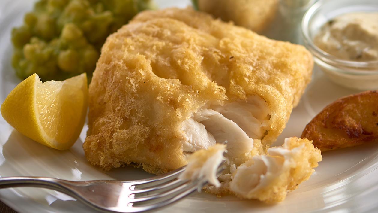 Battered Cod and Mushy Peas – recipe | Unilever Food Solutions UK