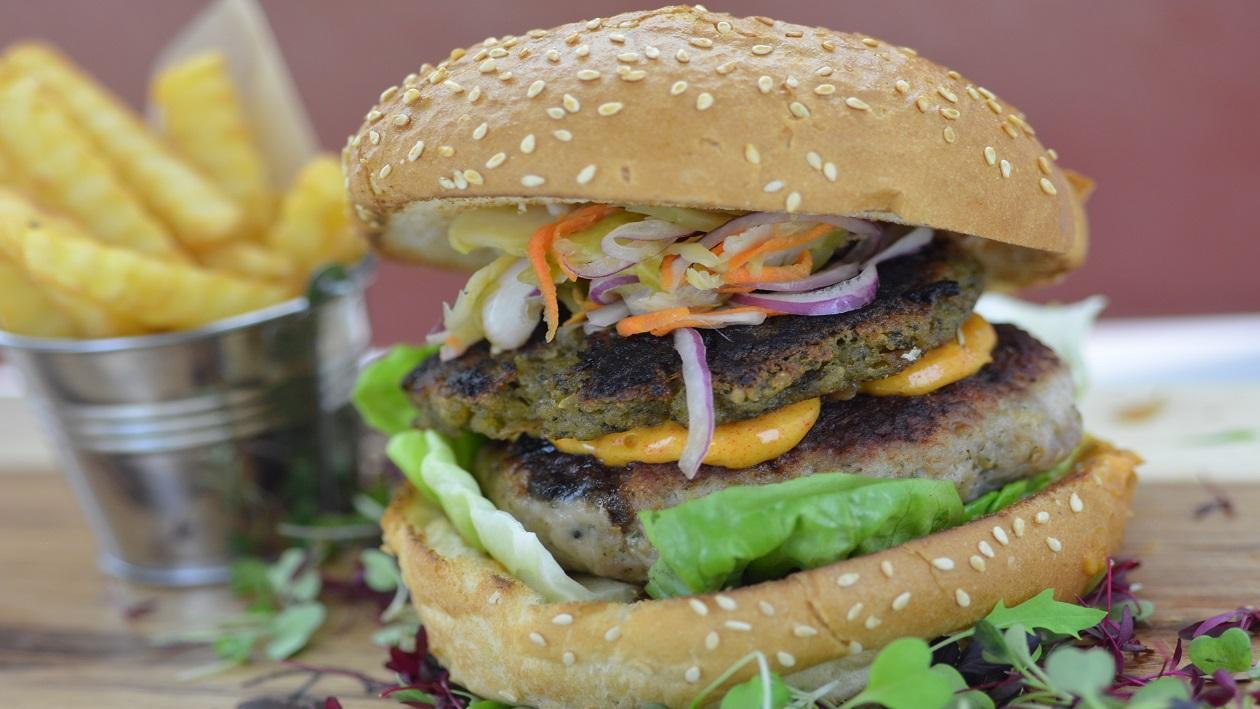 Festive burger with brussel sprout relish – recipe Festive burger with brussel sprout relish – recipe