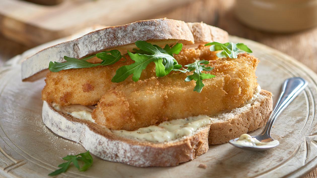 Fish finger sandwich with Tartare sauce – recipe Fish finger sandwich with Tartare sauce – recipe
